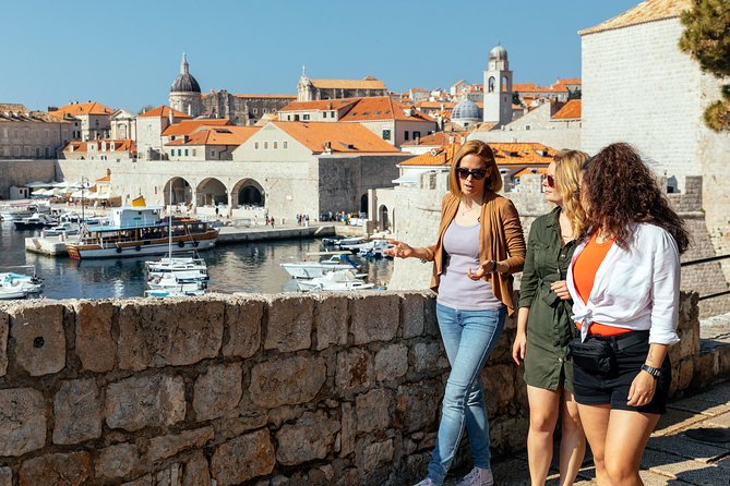 Dubrovnik's History with a Local: the Homeland War Stories Private Tour - Luza Square and the scale of the shelling
