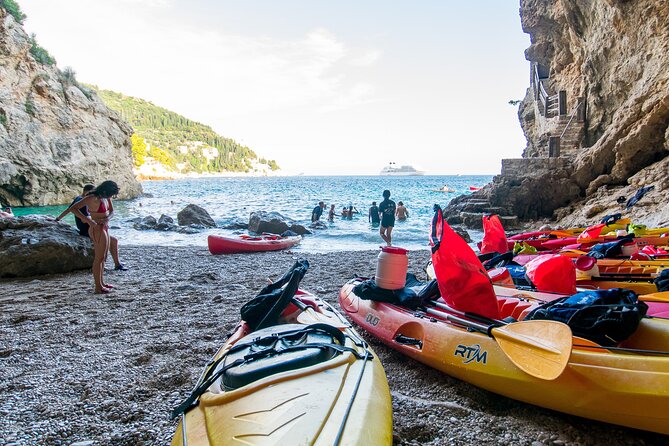 Dubrovnik Sea Kayaking Sunset Paddle - The sunset finish and Croatian wine