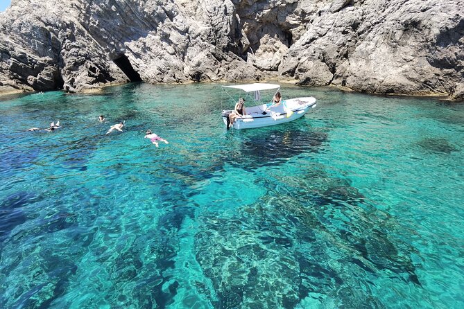 Dubrovnik Self-Drive Boat Rental for up to 6 People - Why a self-drive boat makes sense in Dubrovnik