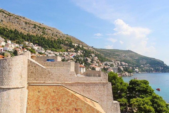 Dubrovnik Shore Excursion: City Walls Walking Tour (entrance ticket included) - Starting at Pile Gate and restaurant Dubravka