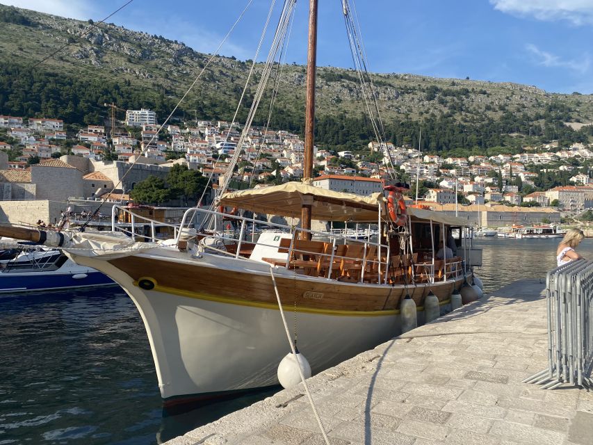 Dubrovnik: Sunset Dinner Cruise around the Old Town - Why the Old Town looks better from the sea