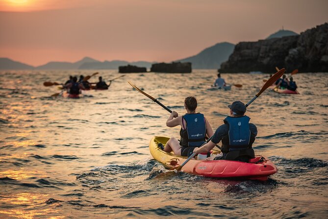 Dubrovnik: Sunset Kayak & Snorkel Tour with Wine & Water - Why this sunset paddle works in Dubrovnik