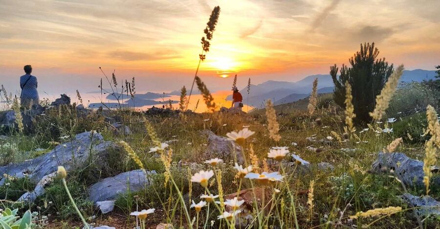 Dubrovnik: Sunset Panorama Tour with Glass of Wine - Why this tour works after a day in Dubrovnik
