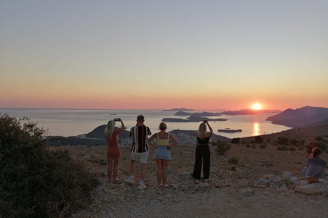 Dubrovnik sunset panorama & wine - Wine at sunset is the tour’s best finishing touch