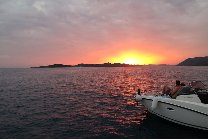 Dubrovnik Sunset Private Speed Boat Tour - Drinks and the value of the $408 group price