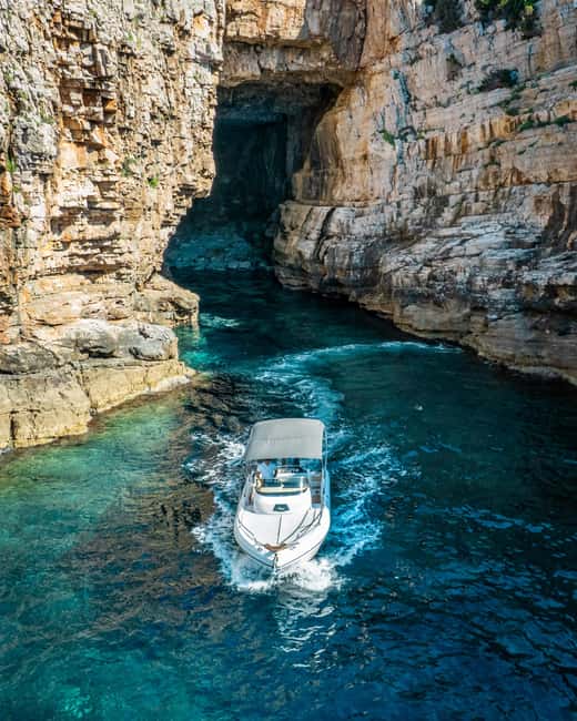 Dubrovnik: Sunset tour - Champagne, fruit, and a practical choice of drinks