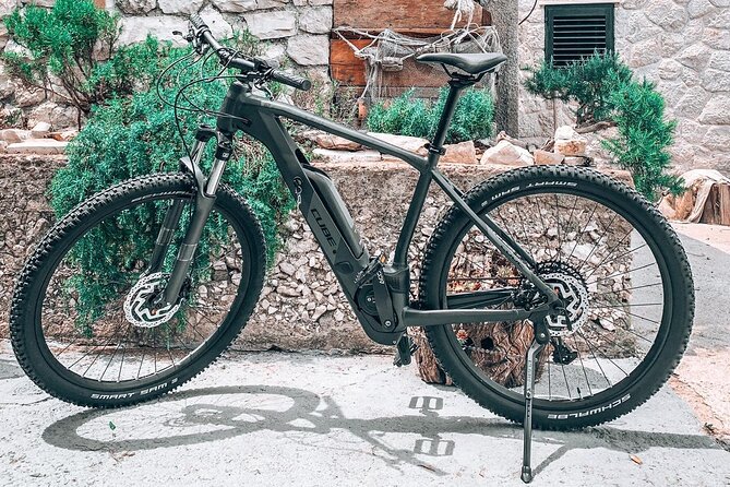 E bike rental National park Mljet - Reaching the villages around the park