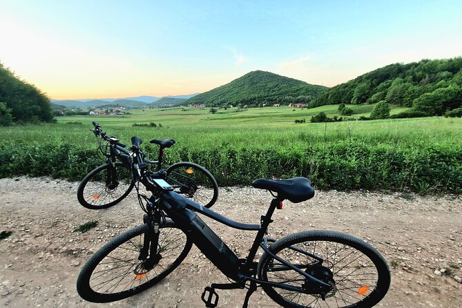 E-bike Tour Around Gacka River Valley - Choosing the kayak route on the Gacka River