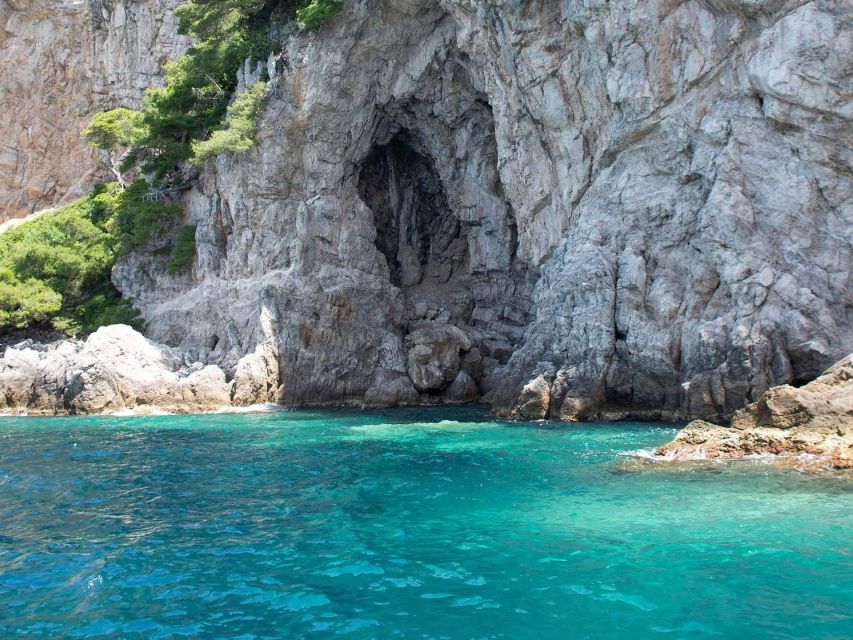 Elaphite Islands Cruise and Blue Cave Snorkeling Boat Tour - What This Elaphite Islands Day Really Offers