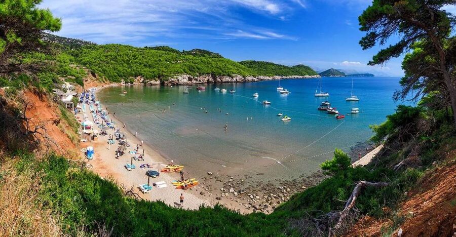 Elaphite Islands Cruise and Blue Cave Snorkeling Boat Tour - Šipan Lunch at a Family House