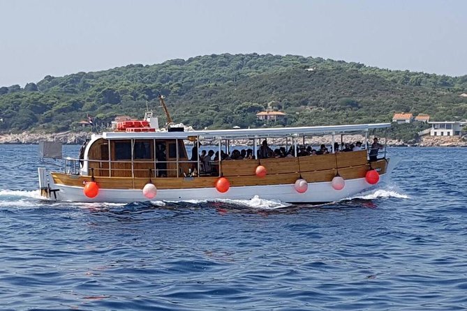Elaphite Islands Cruise and Blue Cave Snorkeling Boat Tour from Dubrovnik - Leaving Dubrovnik and reaching the Blue Cave