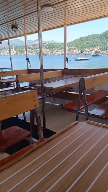 Elaphite Islands Cruise and Blue Cave Snorkeling Boat Tour - Food, Drinks, and the Social Mood on Board