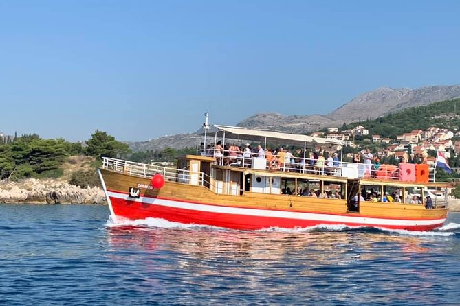 Elaphite Islands Full-Day Kayak and Bike Tour from Dubrovnik - The final paddle and Lopud’s medieval town