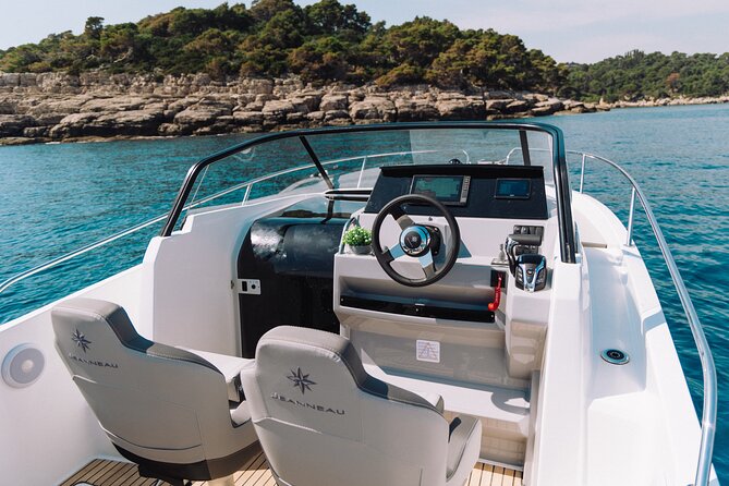 Elaphite Islands Luxury Private Boat Tour with Cap Camarat 7.5 - What makes this private Dubrovnik boat trip worth considering