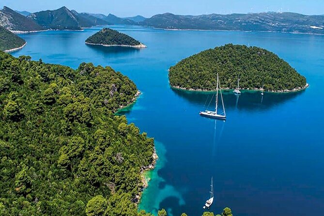 Elaphite Islands & Mljet - Private Boat Excursion from Dubrovnik - A skipper who shapes the day