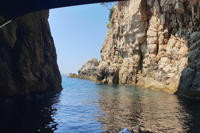 Elaphiti Islands 6 Hours Private Speedboat Tour - Sipan: olive oil, vineyards, and village life