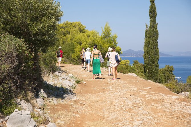 Elaphiti Islands On The Luxury Pirate Ship Karaka Dubrovnik - FAQ