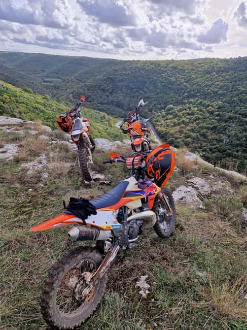 Enduro Motorsport Rovinj - A private guide changes the pace
