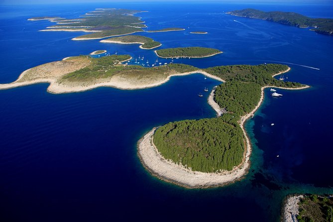 Exclusive Private Tour: Red Rocks & Pakleni Islands - Why this private Hvar boat trip works