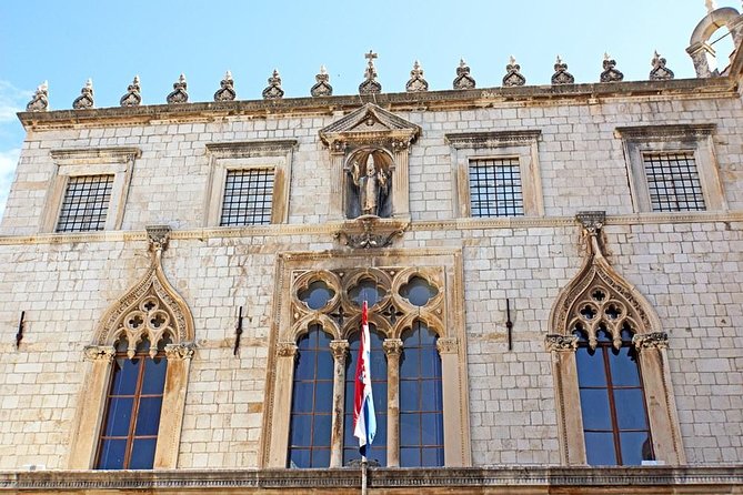 Explore Dubrovnik by Cable Car (ticket included) - Who will get the most from this tour?