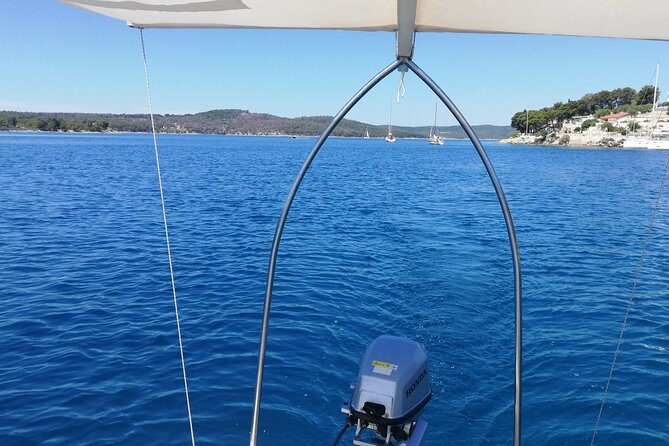 Explore west side of island Brač with Pasara boat - Traditional Dalmatian boat - Osibova Bay for a slower swim