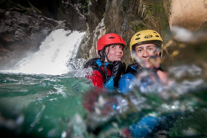 Extreme Canyoning on Cetina River from Split or Zadvarje - Guides and the feel of the group