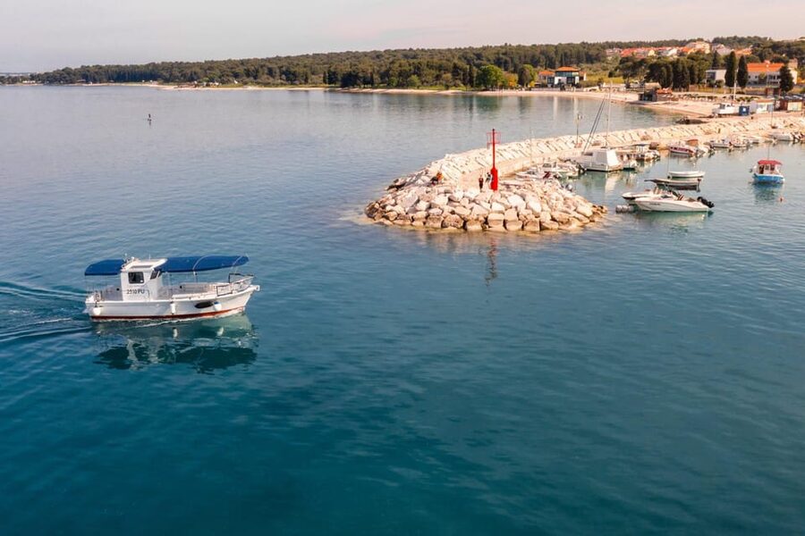 Fažana: Sail like a president with Brijuni Panorama - The story of Brijuni from the water