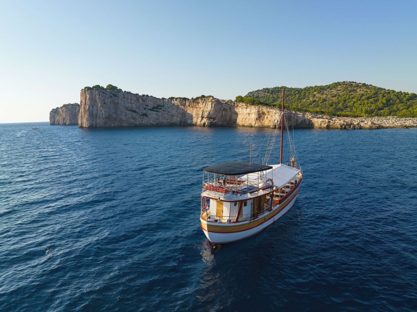 From Biograd: Kornati and Telašćica Full Day Boat Tour - Sestrice Lighthouse from the water