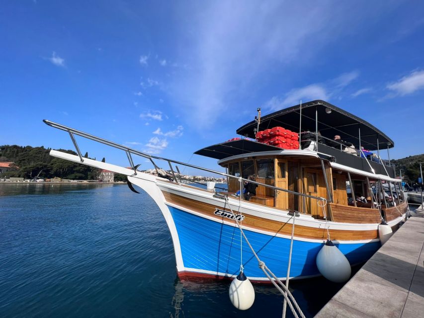 From Dubrovnik: Boat Tour to Kolocep, Lopud, & Sipan Islands - The optional Blue Cave add-on
