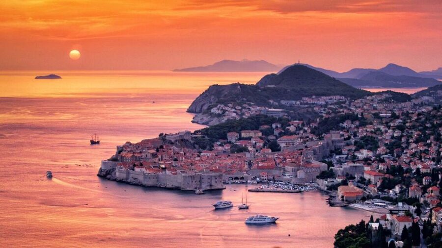 From Dubrovnik: Golden Hour Sunset Cruise with Free Drinks - The sunset is beautiful, but never guaranteed