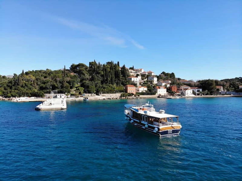 From Dubrovnik: Hop-On-Hop-Off Elaphiti Islands Boat Tour - What the Crew Does Well