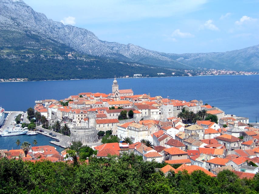 From Dubrovnik: Korcula Island Tour with Wine Tasting - Ston: coffee, walls, and a useful first break