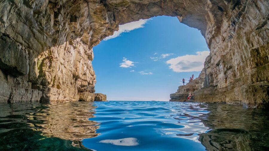 From Fažana: snorkeling at sea cave and Brijuni Island - What the snorkeling is really like