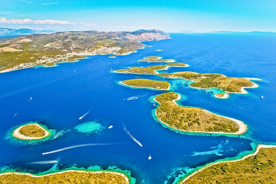 From Hvar: Blue and Green Cave Day Tour - The boat, crew, and pace of the day