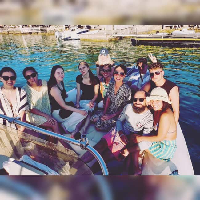 From Hvar: Blue Cave and 5 Islands Boat Tour - Stiniva gives you the most dramatic setting