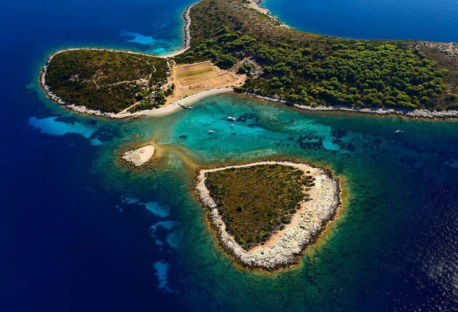 From Hvar: Blue cave group speedboat tour full day - Palmizana is your longest break