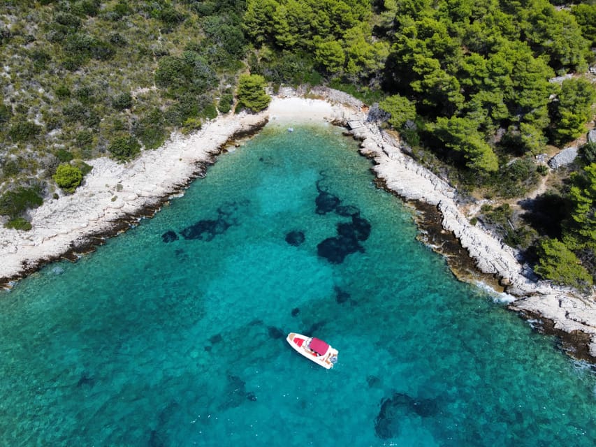 From Hvar: Private tour of Red Rocks & Pakleni Islands - What the private format really gives you