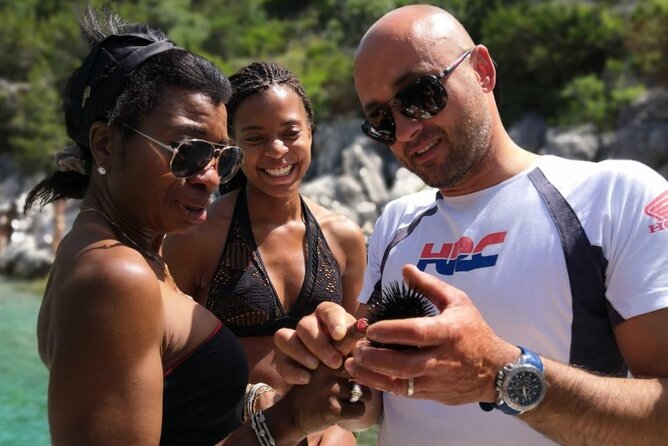 From Hvar: Unforgettable Tour to The Island Vis and Blue Cave - Key points to know before booking