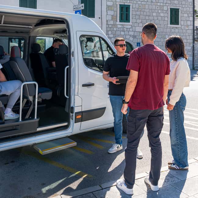 From Makarska: Biokovo Skywalk Entry Ticket with Transfers - How much guiding should you expect?