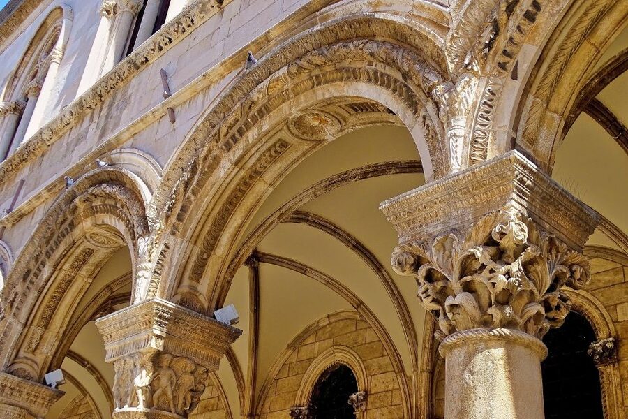 From Makarska: Full-Day Dubrovnik Tour - Why the Neum stop matters
