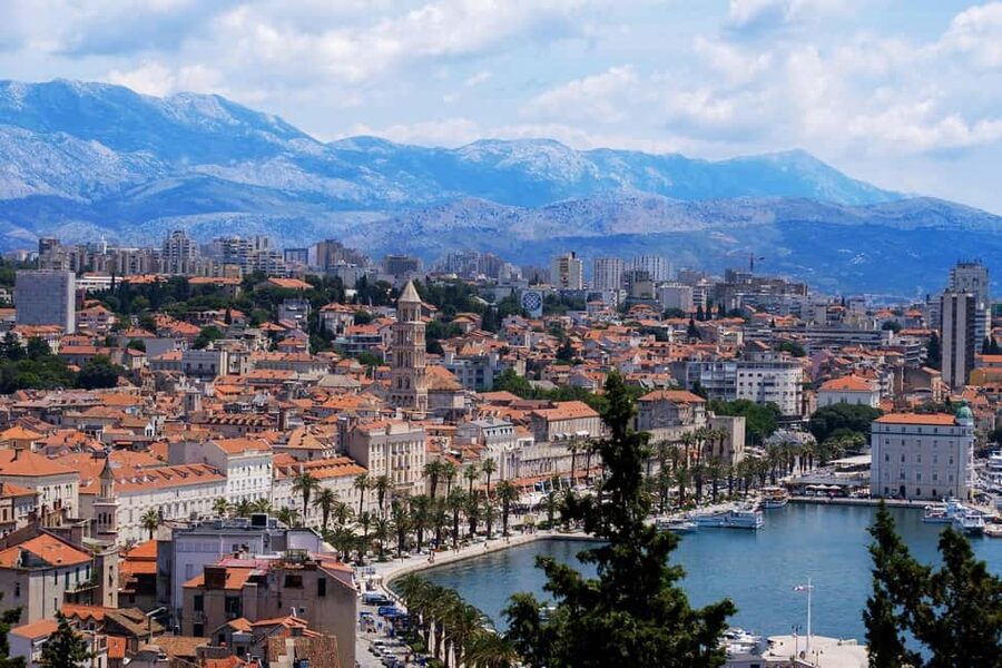 From Makarska : Split City Guided Tour & Free Time - Who will appreciate this format