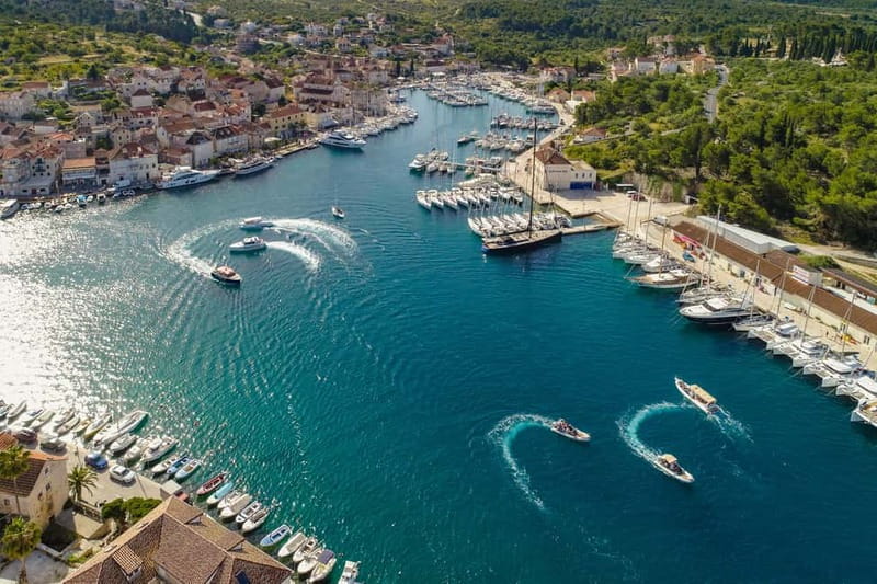 From Milna or Supetar: Magical Blue Cave Island Hopping - Entering Biševo’s Blue Cave
