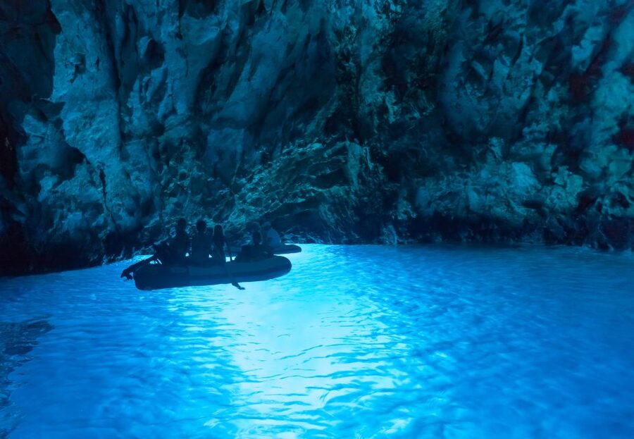 From Omis: Blue Cave & 5 Island Speedboat Tour - Stiniva Cove is a quick look, not a beach afternoon