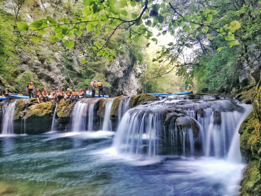 From Slunj: Mrežnica Canyon Kayaking Tour - Two and a half hours among waterfalls and pools