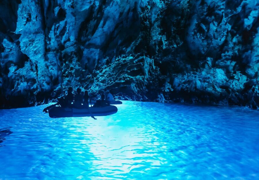 From Split: Blue Cave & 5 Islands with Vis & Hvar Boat Tour - Key points at a glance