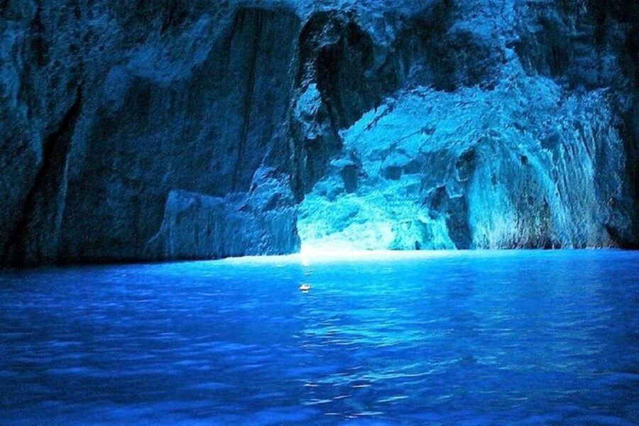 From Split: Blue Cave and 5 islands-Day Tour - Komiža, the day’s best chance to slow down