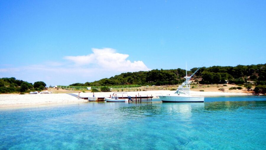 From Split: Blue Cave and 5 islands-Day Tour - Stiniva Cove, dramatic cliffs and limited time