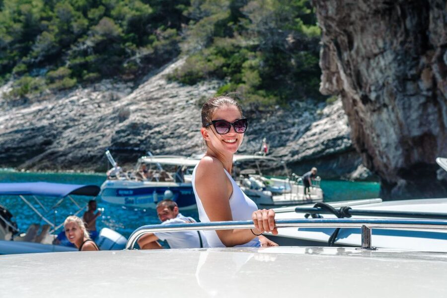 From Split: Blue Cave and Hvar Guided Tour by Luxury Boat - Boat Comfort, Weather, and Practical Planning