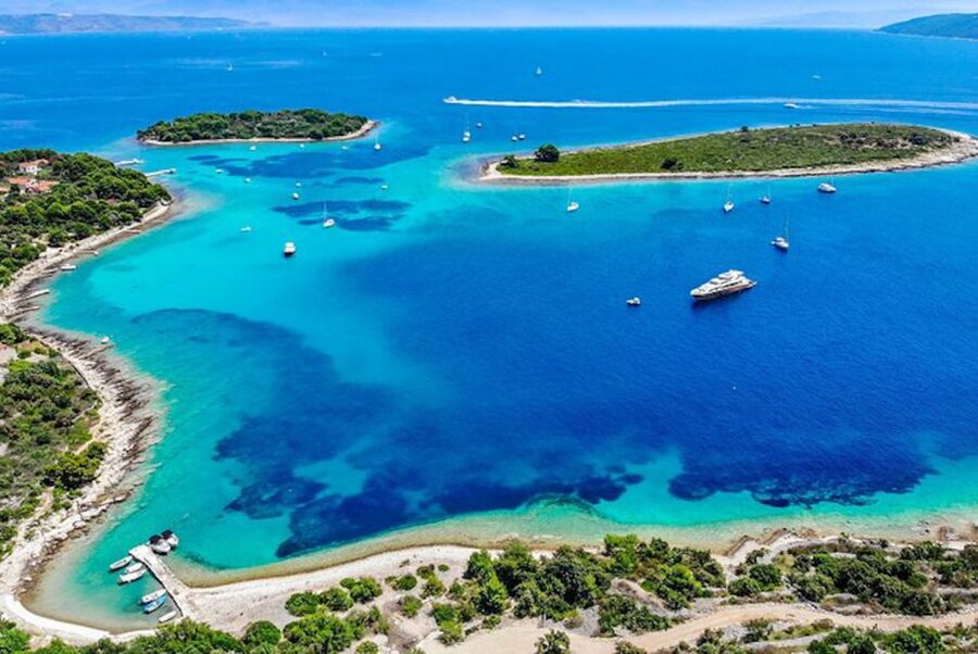 From Split: Blue Lagoon & 2 Islands half-day Private - What the skipper adds to the day