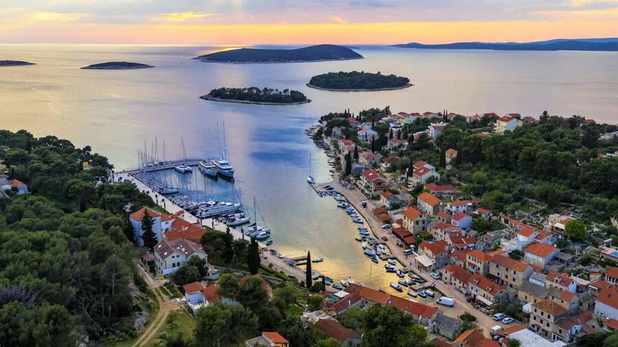 From Split: Blue Lagoon and 3 Island Boat Tour - Key points to know before you book